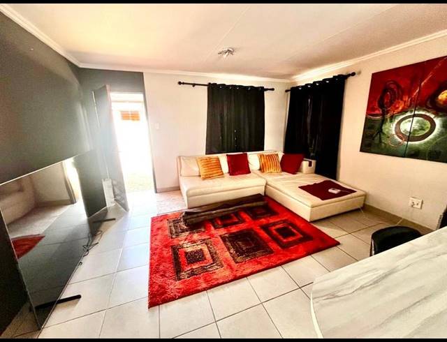3 BEDROOM PROPERTY TO RENT IN PROTEA GLEN